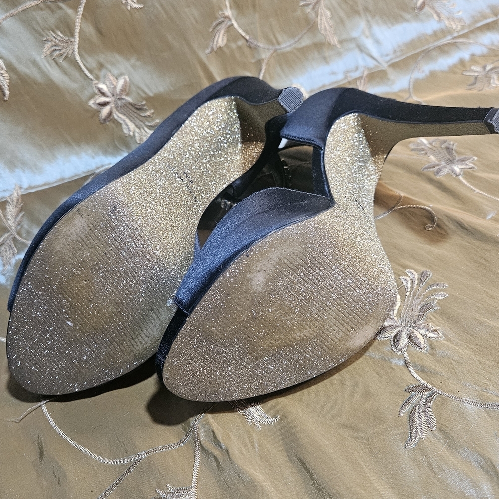 Nine West Black Heels with Gold Glitter Sole - Picture 4 of 7
